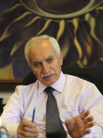 <p>
	Васос Сиарлис: Тази цифра не е нищо ново. <em>Снимка: Ройтерс</em></p>
