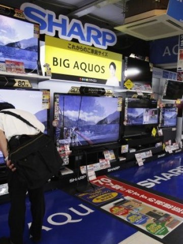 <p>
	Foxconn може скоро да стане акционер в Sharp. <em>Снимка: Ройтерс</em></p>
