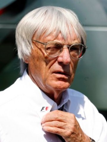 <p>
	Голямата дъщеря на&nbsp;&nbsp;Бърни Екълстоун - Петра, вероятно ще стане собственик на най-скъпия американски имот. <em>Снимка: Ройтерс</em></p>
