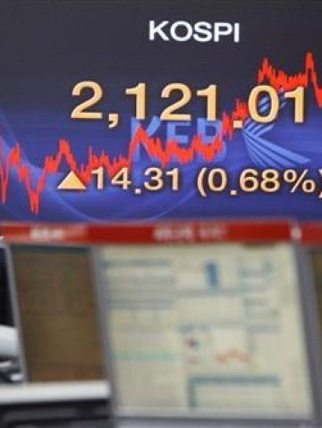 <p>Главният борсов индекс в Сеул Kospi отбеляза исторически връх на 1 април. <i>Снимка: Ройтерс</i></p>