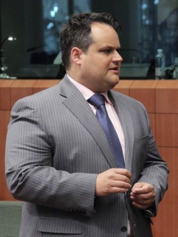 <p>
	<em>Холандският финансов министър Ян Кийс де Ягер. Снимка: Ройтерс</em></p>
