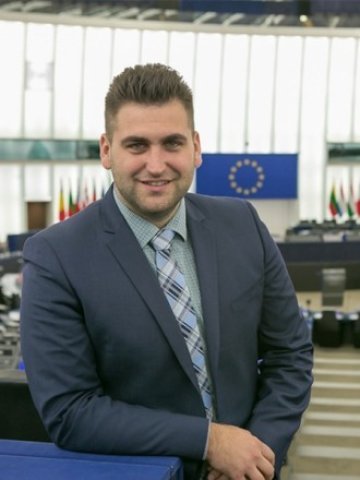 Андрей Новаков: Трябва да насърчаваме повече младежкото предприемачество