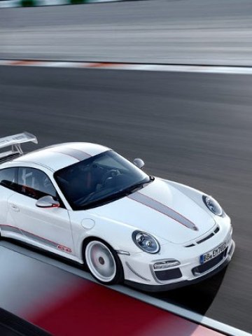 <p>
	Новото Porsche ускорява скоростта си до 100 км/ч за 3,9 секунди.<em> Снимка: компанията</em></p>
