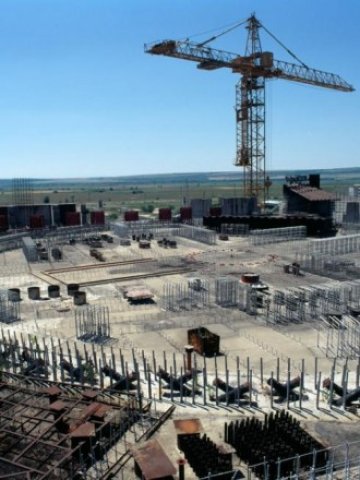 <p>
	Част от площадката на АЕЦ Белене, юли 2006 г. Снимка: belene-npp.com</p>
