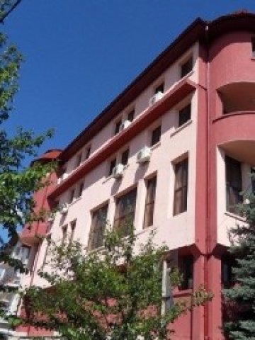 <p>Хотел в кв. Суходол в София. Снимка www.bcpea.org</p>