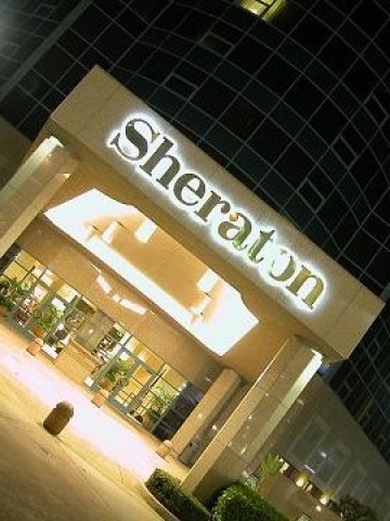 <p>
	Sheraton е сред марките на Starwood. <em>Снимка: sxc.hu</em></p>
