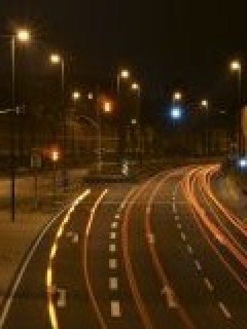 Калифорния ще добива електричество от уличния трафик