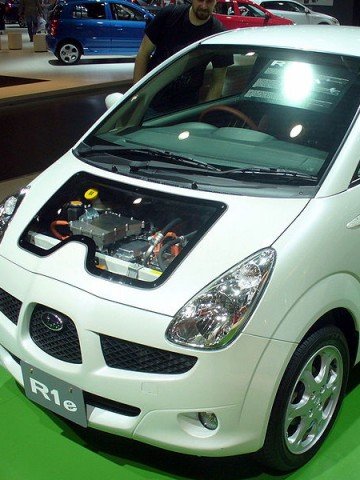 <p>Subaru R1e Снимка: Thomas Doerfer. Лиценз:&nbsp; <a href="http://creativecommons.org/licenses/by/2.0/" target="_blank">Creative Commons</a></p>