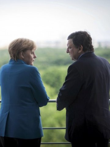 <p>
	<em>Германският канцлер Ангела Меркел и председателя на европейската комисия Жозе Мануел Барозо. Снимка: Ройтерс</em></p>
