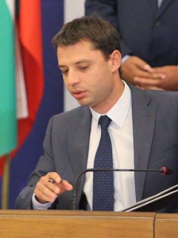 <p>
	Делян Добрев. <em>Снимка: БТА</em></p>

