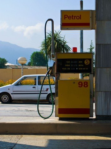 <p>Скоро по бензиностанциите може да се появи нова колонка с водороден бензин. <i>Снимка: Korzana, Лиценз: </i><a target="_blank" href="http://creativecommons.org/licenses/by/2.0/"><i>Creative Commons</i></a></p>