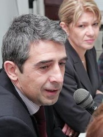 <p>Росен Плевнелиев и Нона Караджова. Снимка: БТА</p>