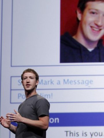 <p style="text-align: center; ">
	&nbsp;Според Зукърбърг всеки ден във Facebook влизат около 500 млн. потребителя. С<em>нимка: Ройтерс</em></p>
