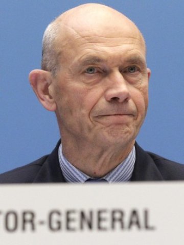 <p>
	Паскал Лами. <em>Снимка: Архив Ройтерс</em></p>
