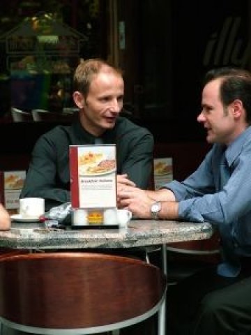 Не е много здравословно да жертвате от личното си време за почивка и да го отдавате на работа - човек има нужда да се разнообрази, за да е по-ефективен на работното си място. Снимка: scx.hu