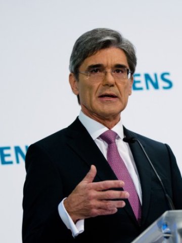<p>
	Председателят на Борда на директорите на Siemens Джо Кезер. <em>Снимка: Ройтерс</em></p>
