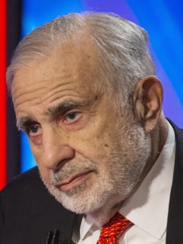 <p>
	Карл Айкан през февруари 2014 г. <em>Снимка: Ройтерс</em></p>
