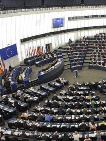 <p>
	<em>Заседание на Европейския парламент</em> &nbsp; &nbsp; &nbsp; &nbsp;Снимка: БТА</p>
