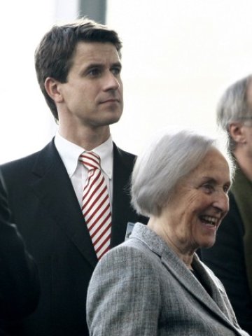 <p>
	Джоана Кванд, един от&nbsp; основните акционери на BMW. <em>Снимка: Ройтерс</em></p>
