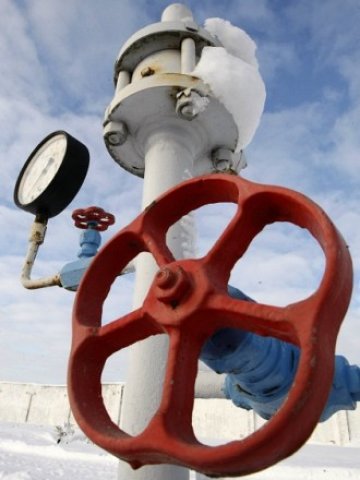 <p>
	Ще врътне ли Русия газовото кранче? Снимка: Reuters</p>
