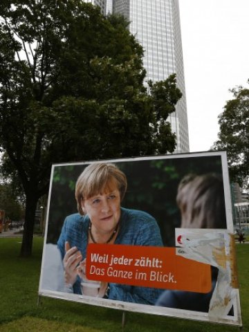 <p>
	Последно проучване на общественото мнение показа, че две трети от германците са разочаровани от предизборната кампания. <em>Снимка: Ройтерс</em></p>
