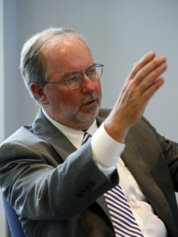 <p>
	&nbsp;&bdquo;Отговорът на пазарите беше логичен&quot;, убеден е Денис&nbsp;Гартман. <em>Снимка: Ройтерс</em></p>
