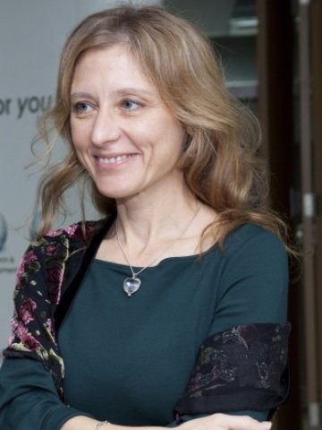 Милена Стойчева: Стремим се постепенно да наложим модела на blended classroom