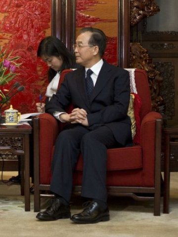 <p>
	Премиерът на Китай Уън Дзябао. <em>Снимка: Ройтерс</em></p>
