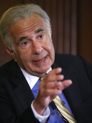 <p>
	Карл Айкан.<em> Снимка: Ройтерс</em></p>
