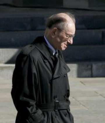 Алън Грийнспан. Снимка: БГНЕС