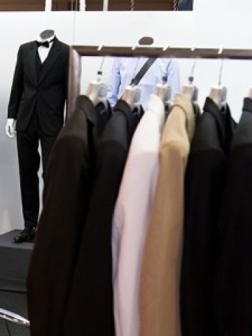<p style="margin-bottom: 0cm">
	<em>Снимка: Българска асоциация на производителите и износителите на облекло и текстил</em></p>

