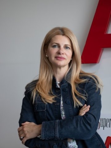 И. Захариева: Дигитализацията и адаптивността са големите предизвикателства днес