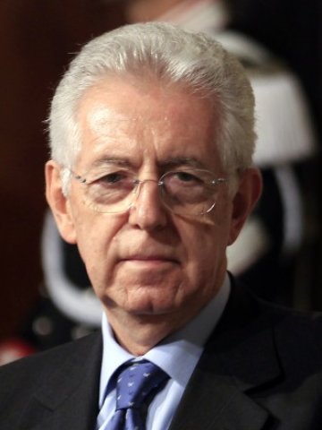 <p>
	Премиерът на Италия Марио Монти трябва да убеди инвеститорите, че страната може да си помогне сама. <em>Снимка: Ройтерс</em></p>
