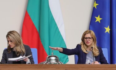 Парламентът прие на първо четене промени в Закона за водите, свързани с ПВУ