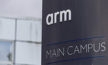 Arm се включва в надпреварата в роботиката с нов отдел за физически AI