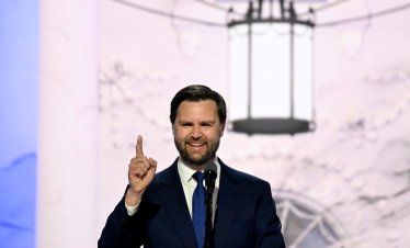 Иранските власти имат писмо от Ванс, но не е ясно ще се върнат ли на масата за преговори