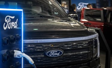 Ford ще отпише 19,5 млрд. долара след решение да отмени електрификацията на гамата си