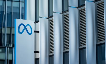 Тихомълком Meta сключи споразумение и за скандала с Cambridge Analytica
