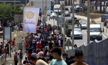 Мигрантската криза в испанския анклав Сеута прерасна в общоевропейски политически спор