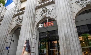 Акциите на UBS стигнаха 17-годишен връх заради очакван компромис по капиталовите изисквания