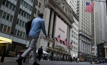 Wall Street започва борсовата сесия без резки движения*