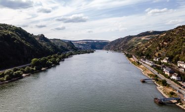 Нивата на Рейн намаляват заради жегите и подлагат на натиск веригите за доставка на гориво