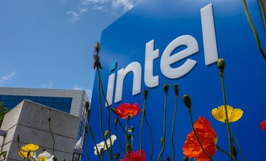 Intel продаде акции за 20 млрд. долара, за да подкрепи плановете си за AI