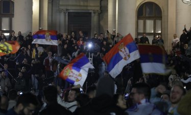 Какво означава за Сърбия краят на политическото статукво?
