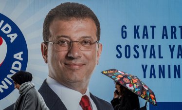 Съд в Истанбул е удължил мярката за задържане на бившия кмет на Истанбул 