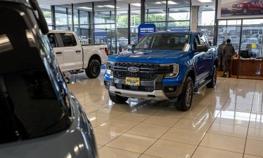 Продажбите на автомобили в САЩ се свиват с 3% през първото полугодие