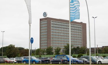 Volkswagen обяви война на синдикатите с прекратяване на почти всички колективни договори