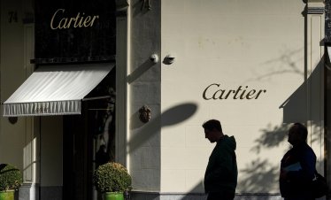 Продажбите на Richemont растат благодарение на силното търсене на луксозни бижута в САЩ