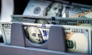 Пропастта между заплащането на работниците и изпълнителните директори упорито расте