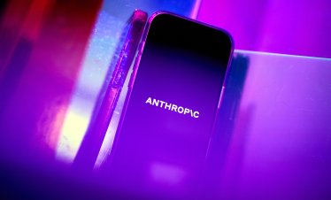 Anthropic спря достъпа до водещи АІ модели заради забрана за чуждестранна употреба от САЩ
